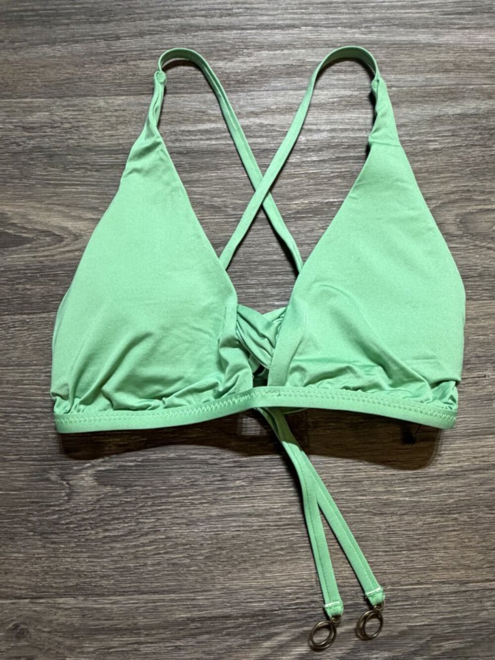 Soluna Swim Twist Front Triangle Bikini Top Cup Size D Adjustable Cross Back